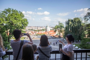 Prague: 3–Hour Castle Grounds Walking Tour and River Cruise