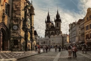 Prague 3-Hour Sightseeing Tour by Electric Bike