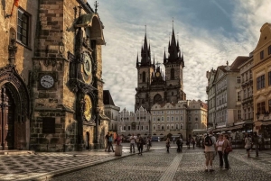 Tour panoramico di Praga di 3 ore in bicicletta elettrica