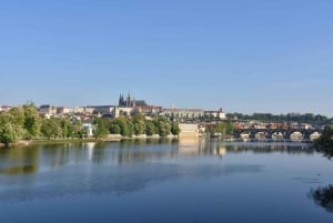 Prague 3-Hour Tour with Astronomical Clock Admission