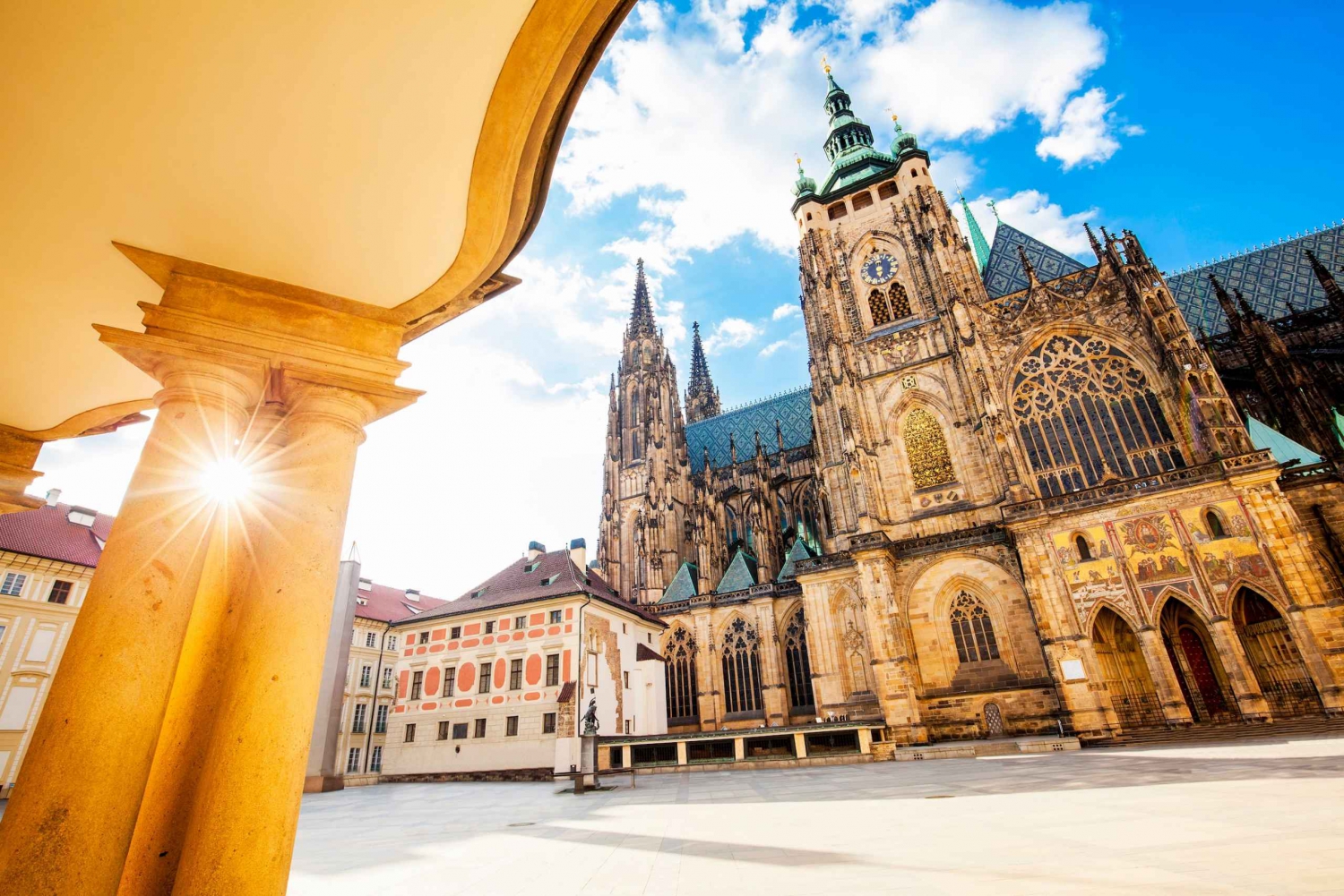 Prague: 3h Private Tour of Prague Castle, Admission Incl.