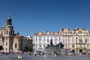 Prague: 4-Hour Segway and Scooter Tour with Lunch and Drinks