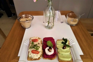 Prague: 4-Hour Vegetarian Food & History Tour