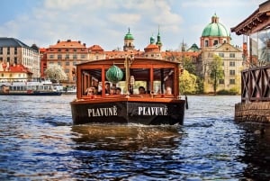 Prague: 45-Minute Historical River Cruise and Refreshments