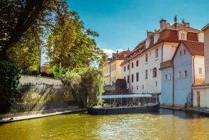 Prague: 45-Minute Sightseeing Cruise to Devil's Channel