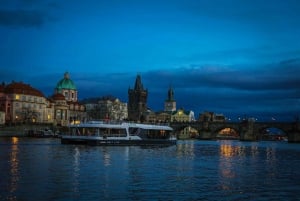 Prague: 50-Minute Sightseeing Evening Cruise