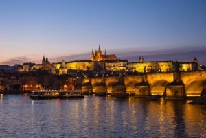 Prague: 50-Minute Sightseeing Evening Cruise