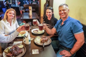 Prag: 6 timmars rundtur med båttur på floden och lunch