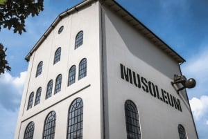 Prag på promenad bland David Černýs installationer eller ett besök på Mausoleum