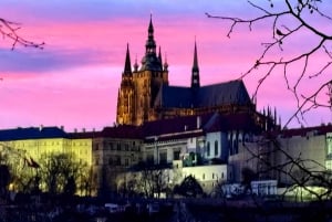 Visite à pied de Prague après le coucher du soleil