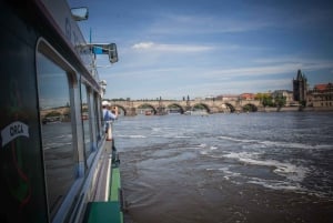 Prague: Afternoon Beer Cruise with Drinks Included