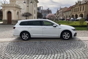 Prague Airport: Private transfer to city centre