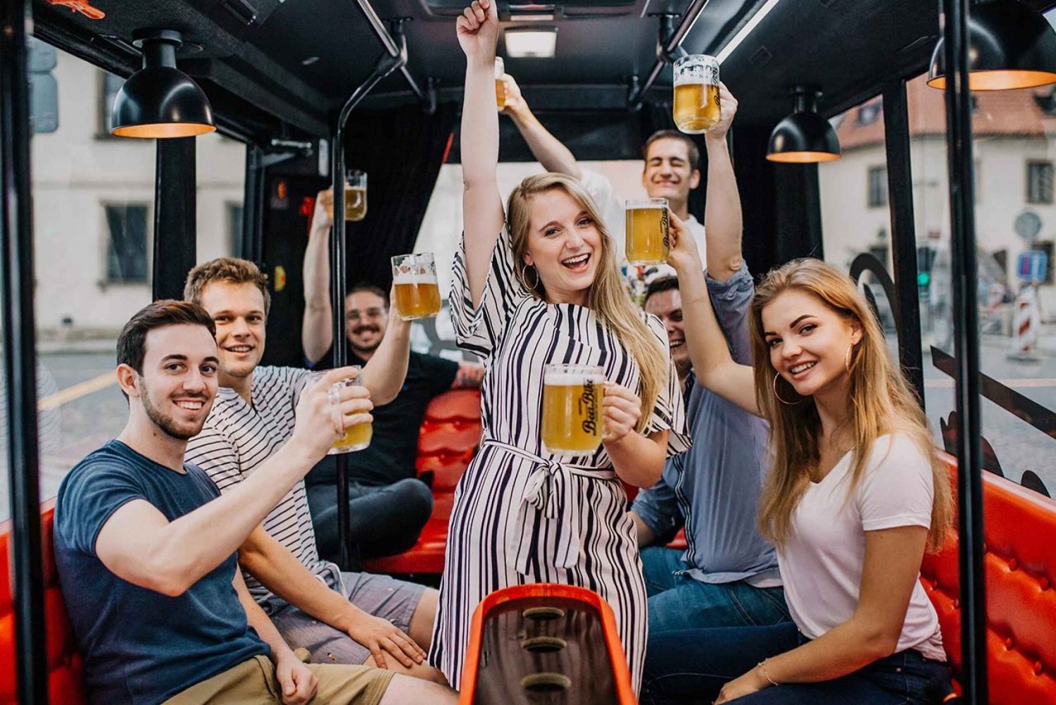 Prague: Airport Transfer Beer Party Bus with Unlimited Beer