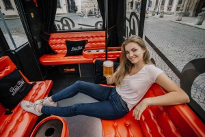 Prague: Airport Transfer Beer Party Bus with Unlimited Beer