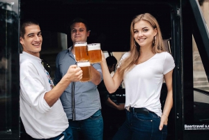 Prague: Airport Transfer Beer Party Bus with Unlimited Beer