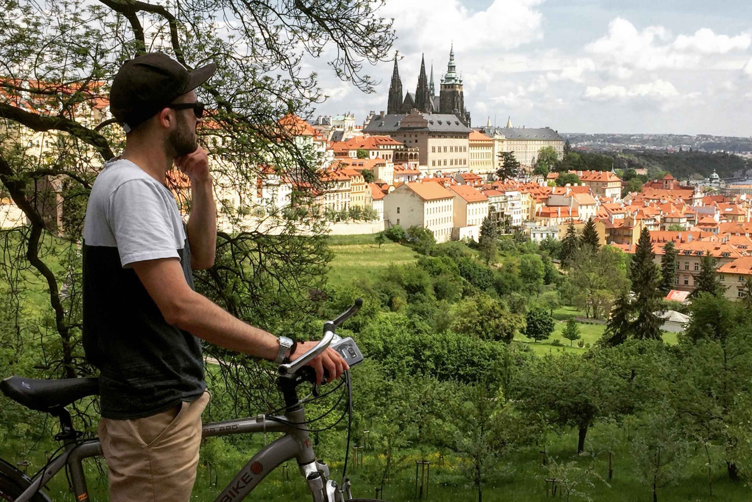 Visite de Prague en vélo électrique « TOUT-EN-UN »