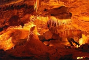 Prague: All-Inclusive Karlstejn Castle and Caves Tour