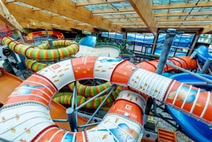 Prague: Aquapalace Indoor/Outdoor Water Park Ticket