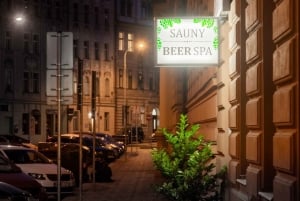 Prague: Beer Spa Experience with Unlimited Beer and Sauna