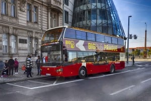 Praha: Hop-on Hop-off-tur med stor buss og elvecruise på Moldau