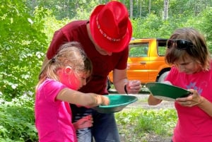 Bohemian Uplands: Garnet panning, Farm & Local Lunch&Beer