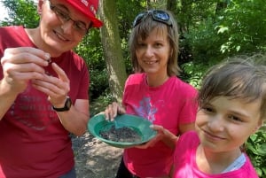 Bohemian Uplands: Garnet panning, Farm & Local Lunch&Beer