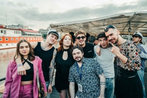 Praga: crucero con barra libre, DJ y entrada a la mejor discoteca