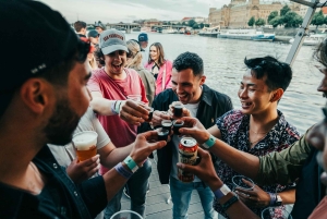 Praga: crucero con barra libre, DJ y entrada a la mejor discoteca
