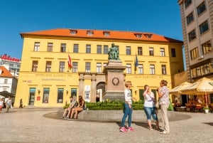 Prague: Brewery Tour with Unlimited Tastings