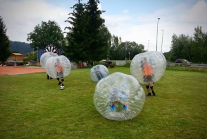 Praga: esperienza combinata di Bubble Football e tiro con l'arco