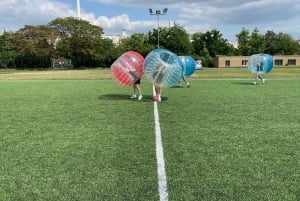 プラハ: バブルス フットボール - 中心部のゾーブ フットボール