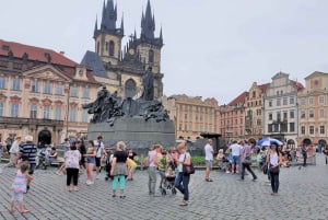 Prague Castle: Admission Ticket With Transfer And Audioguide