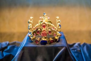 Prague Castle: Admission Ticket With Transfer And Audioguide