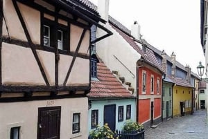 Prague Castle: Admission Ticket With Transfer And Audioguide