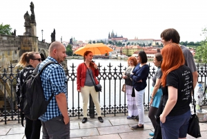 Prague: Castle and Jewish Quarter Tour