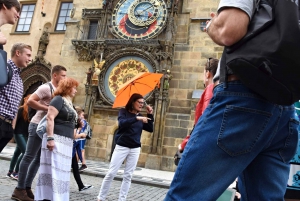 Prague: Castle and Jewish Quarter Tour