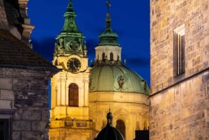 Prague: Castle and Lesser Town Walking Tour with Local Guide