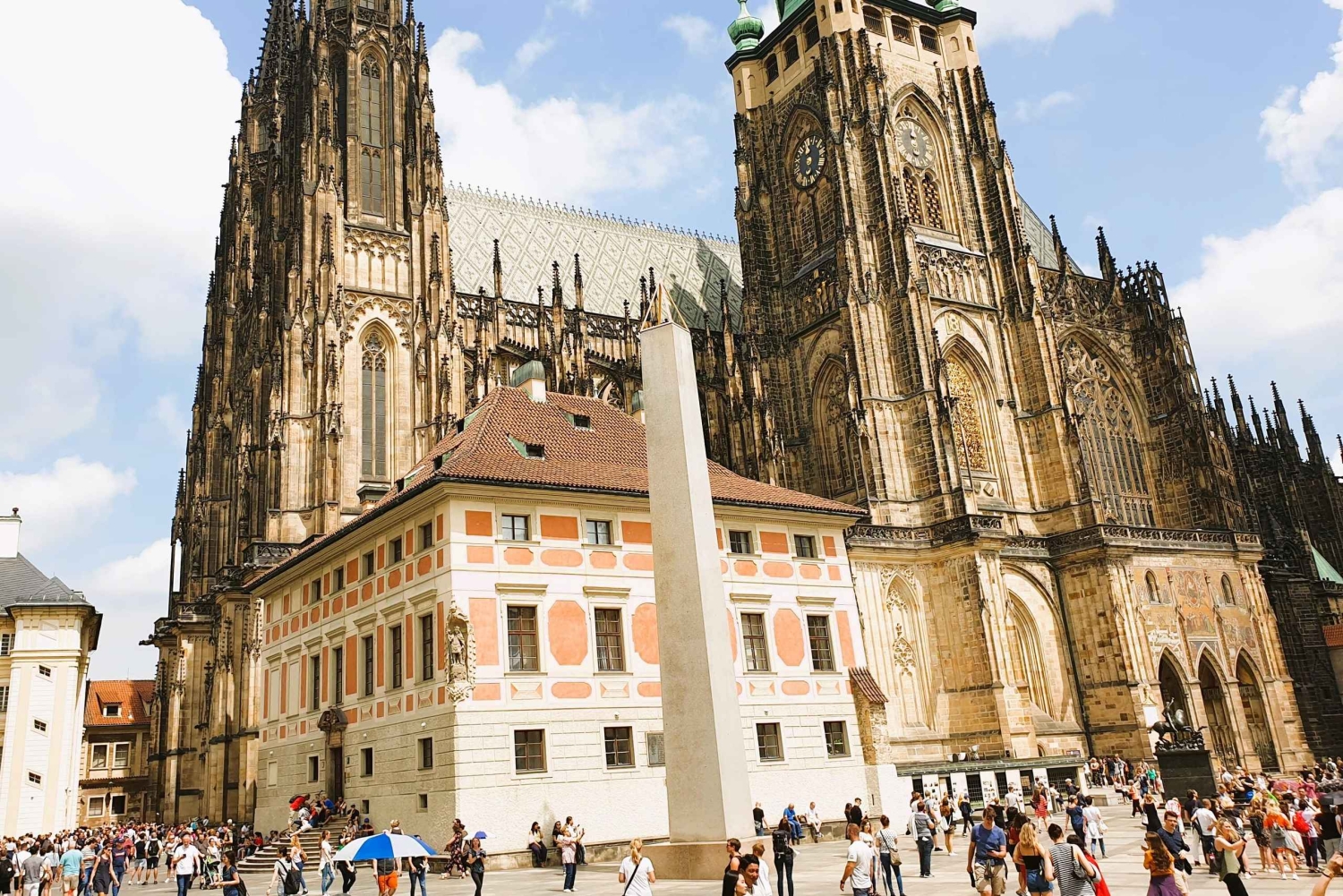 Biljett till Pragborgen och audioguide med upphämtning på GPG:s kontor