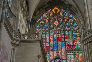 Biljett till Pragborgen och audioguide med upphämtning på GPG:s kontor