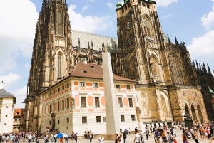 Biljett till Pragborgen och audioguide med upphämtning på GPG:s kontor