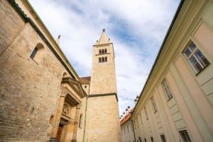 Prague: Castle Tour with Local Guide and Entry Ticket