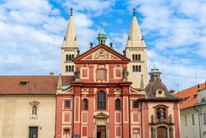 Prague: Castle Tour with Local Guide and Entry Ticket