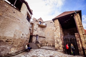 Prague: Castle Tour with Local Guide and Entry Ticket