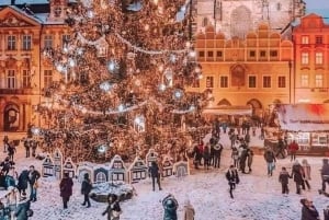 Prague: Christmas Decorations Guided Walking Tour