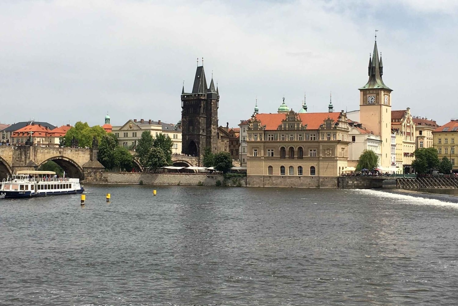 プラハ市：バスで行く1時間のオリエンテーションツアー