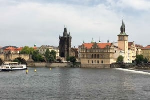 Prague City: 1-Hour Orientation Tour by Bus