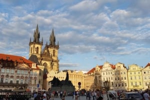 Prague City: 1-Hour Orientation Tour by Bus