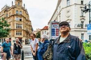 Prague: City Highlights By Bus, Boat, and on Foot