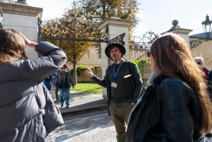 Prague: City Highlights By Bus, Boat, and on Foot