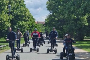 Praga: tour in scooter elettrico tra gli highlight della città